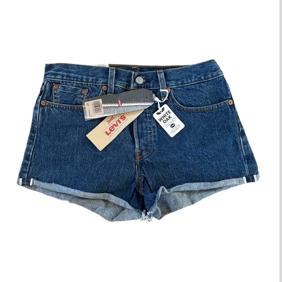 Levi's Pants - Brand New Levi’s Women’s Wedge Fit Denim Jeans Shorts size 27 $98